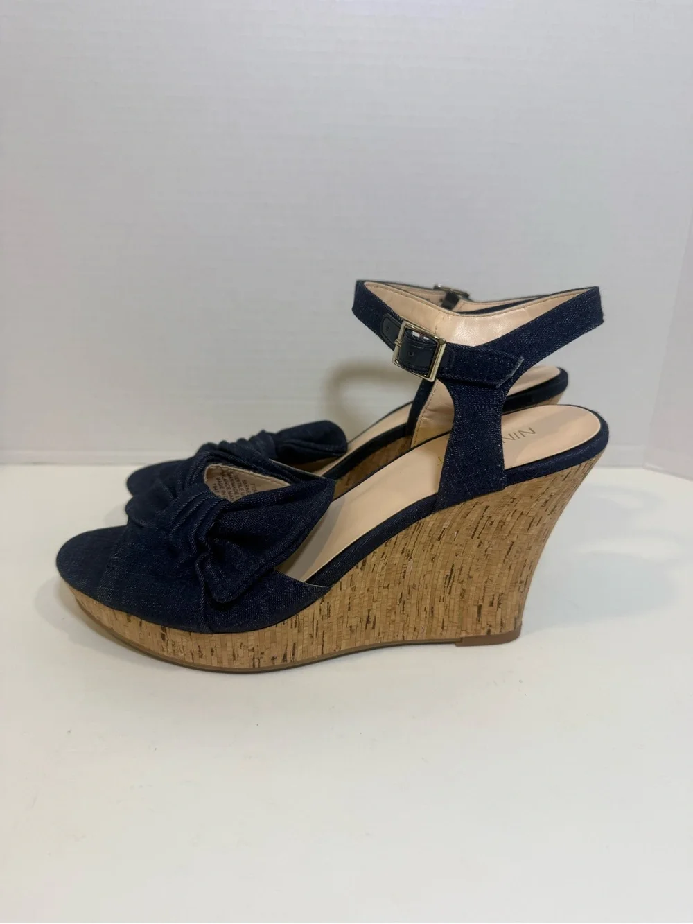 Nine West Womens 7.5 M Blue Denim Bow Cork Wedge Sandals Ankle Strap